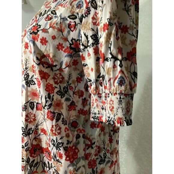 LOFT Forest Smocked neck, Puff shoulder and elasticized cuff sleeves - Picture 3 of 5